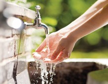 Brescia, i cittadini votano per l'acqua pubblica