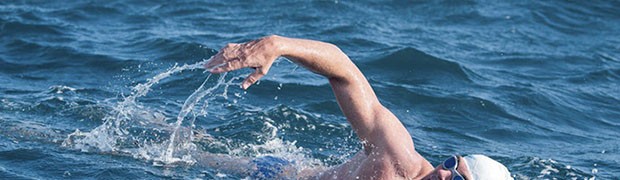 Un 48enne a nuoto per 560 km. Ph Kelvin Trautman