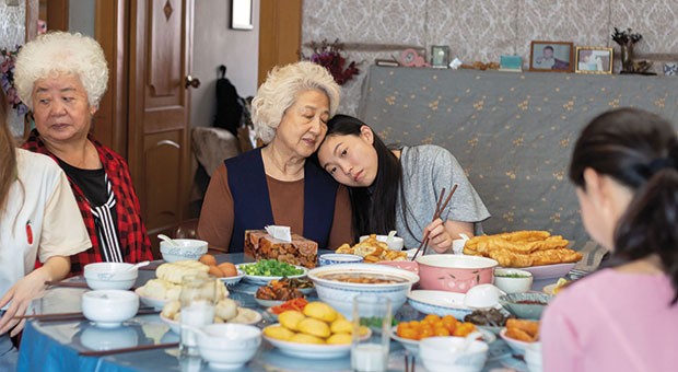 Una scena tratta dal film “The Farewell”