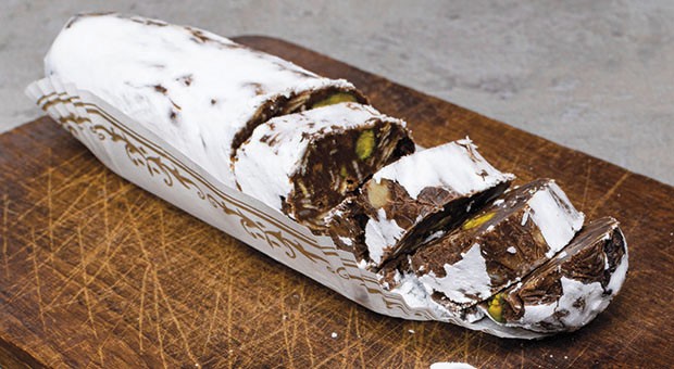 Salame di cioccolato e pistacchio